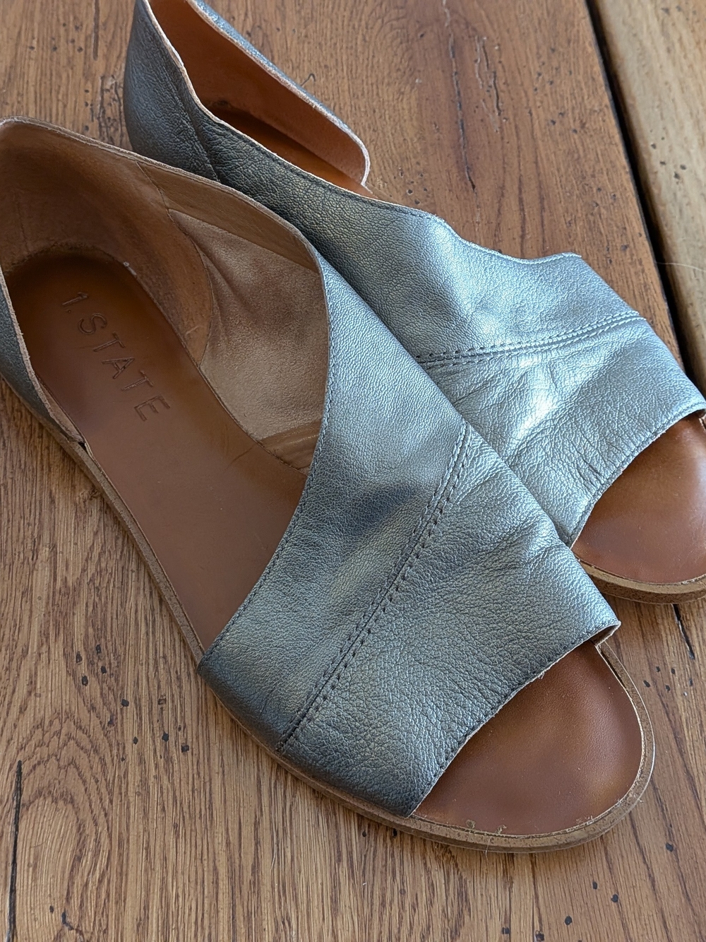 1.STATE Metallic Pewter Leather Sandals Size 9.5